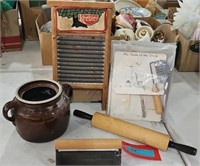 box w/bacon press, rolling pin & more