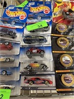 LOT OF 5 HOT WHEELS HOTWHEELS CARS