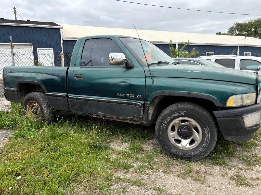 Cook's Towing Abandoned Vehicle Online Auction 6/25/24