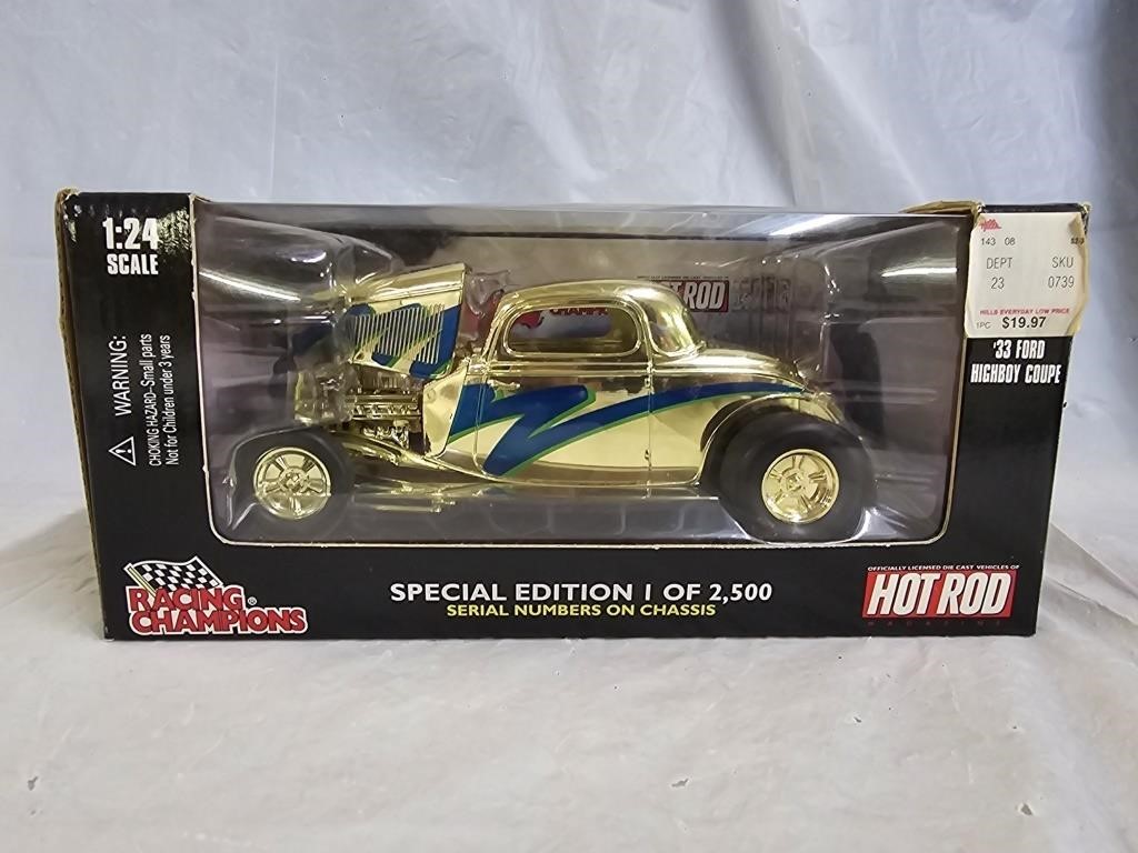 Racing Champions '33 Ford Coupe Die Cast Car