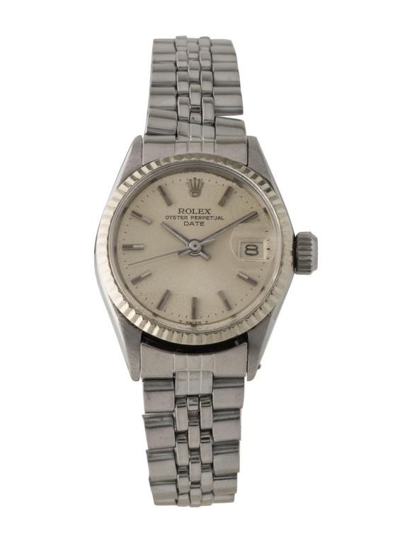 Rolex Oyster Perpetual Date 26mm Silver Dial Watch