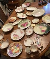 Collection of porcelain plates, etc.