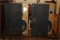 Pair of Technics Speakers SBK 476 3 Way