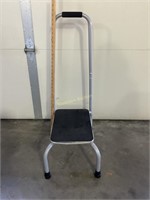 34" tall support stool