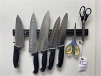 Magnetic Knife Strip & Chef Knives