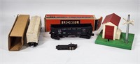 LIONEL HOPPER CAR + BOX, MILK CAR CROSSING STATION