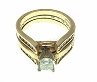 14k Yellow Gold & Diamond Wedding Ring