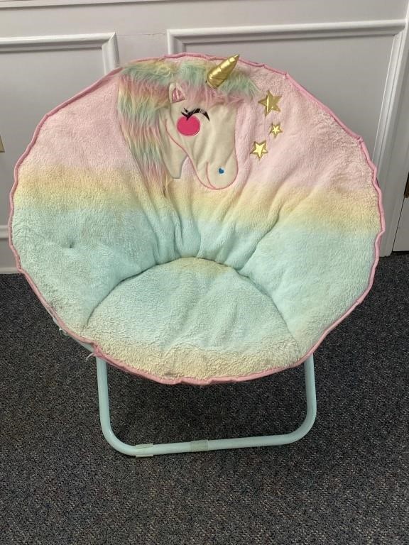 Child’s Unicorn Plush Folding Saucer Chair, has a