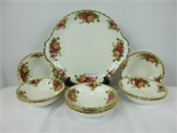 R.A. "OLD COUNTRY ROSES" 11" PLATE, 9 NAPPIES