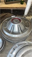 5 Ford Pickup Hubcaps