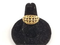 10kt Gold ring with faceted face, size 7, 2.5 gram