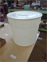Large Plastic Container with lid Shamrock