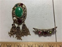 Vintage pin and necklace pendent, missing stone