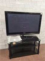 50" Panasonic TV with glass/metal tv stand