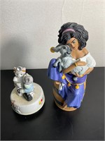 Jasmine figurine and musical cats