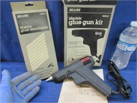 sears glue gun & extra glue cartridges