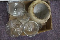 Box lot with Pottery Vase