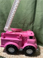 Pink Fire Truck 11x4 w/ladder