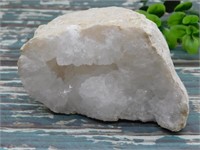 GEODE ROCK STONE LAPIDARY SPECIMEN