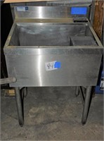 SMALL STAINLESS STEEL SINK ON LEGS