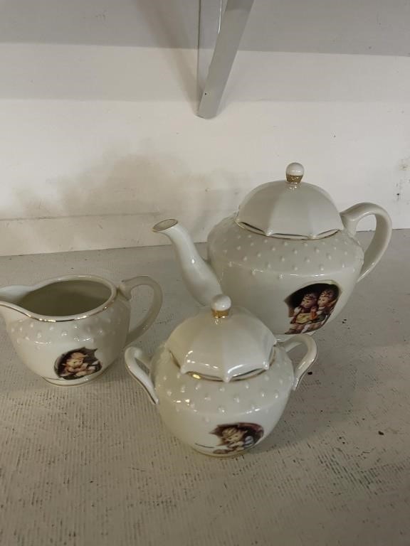 Hummel Porcelain Tea Set