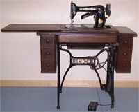 SINGER "SEWMORE" TREDLE SEWING MACHINE WITH