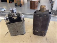 LOT OF 2 VINTAGE FLASKS IN GREAT SHAPE