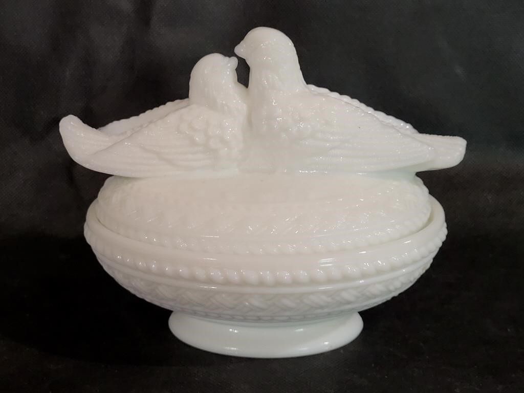 Westmoreland Love Birds Covered Dish