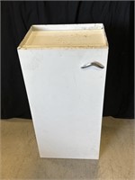 Metal Cabinet 15'x12.5"x30"