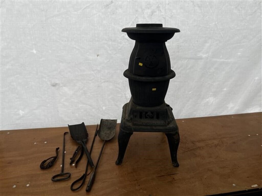 Miniature UMCO Pot Belly Stove w/ Ash Shovels,