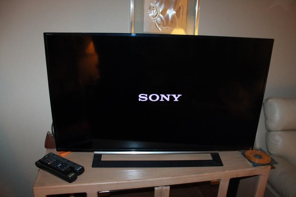 Sony Flatscreen TV - 40 Inch
