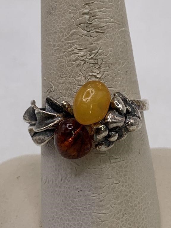 STERLING SILVER & AMBER RING