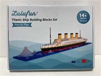 Lulufun Titanic Ship Building Blocks Set.