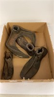 Cast iron shoe molds