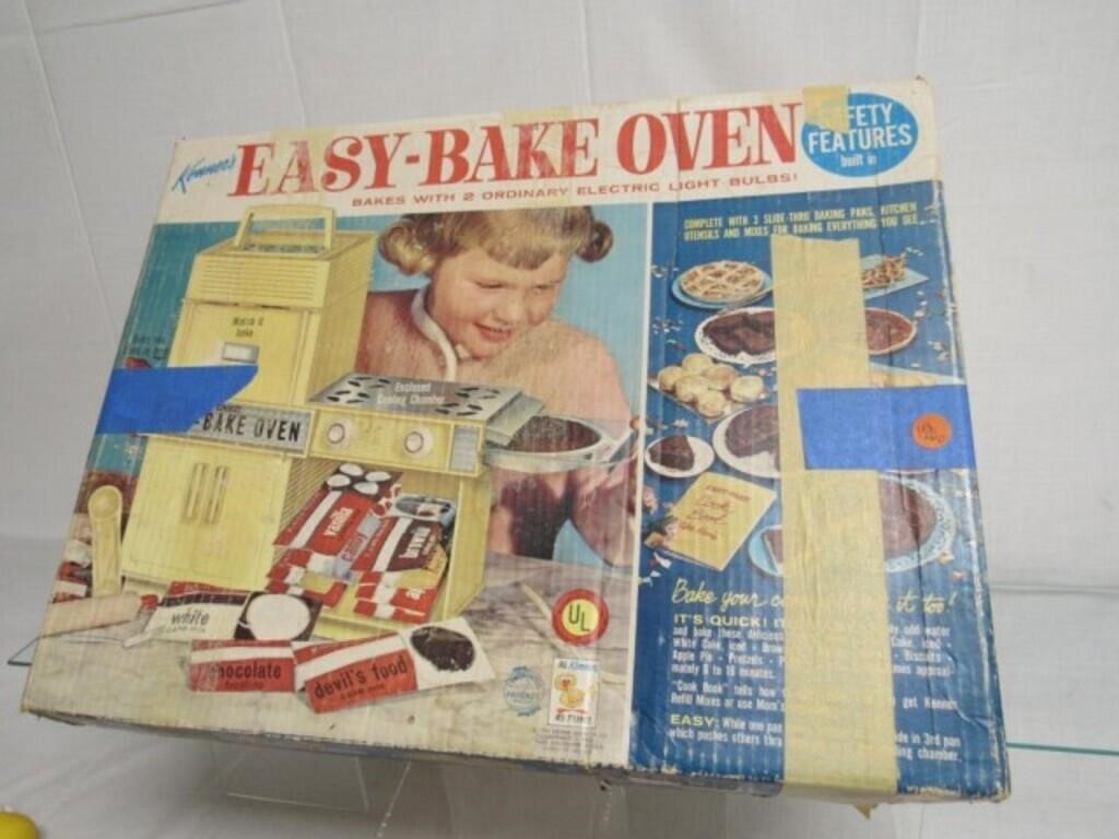 EASY BAKE OVEN WITH BOX & "SIMPSON FAMILY":