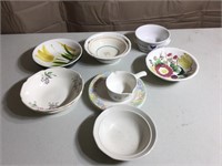 Decorative soup bowls, saucers