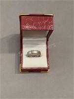 Silvertone Men's Wedding Ring - No Markings