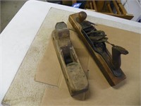 Pair of wooden hand planes