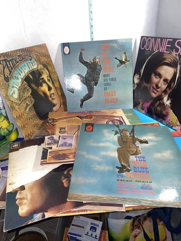 Vtg Vinyl country and more
