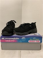 Skechers Womens  Size 6.5 Sneakers