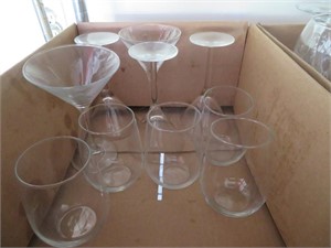 2 boxes wine glasses