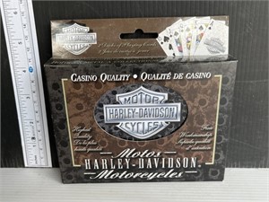 Harley Davidson collectible tin & playing cards
