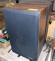 2 FLOOR MODEL SPEAKERS