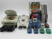 Sega DreamCast with Games + Accessories
