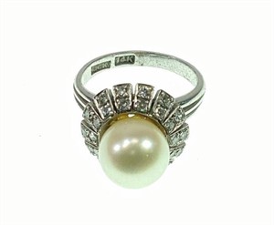 14k White Gold Art Deco Pearl & Diamond Ring