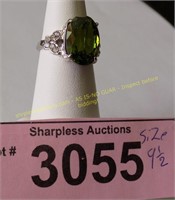 Ladies ring size 9 ½