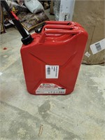 New 5 gallon metal gas can with nozzle