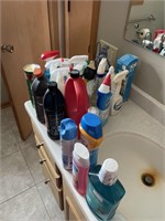 BATHROOM CLEANING PRODUCT COLLECTION