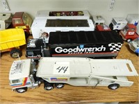 (4) Nylint Semi Trucks & Trailers - Goodwrench,