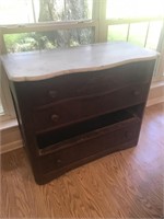 Marble Top 4 Drawer Dresser Missing 1 Drawer